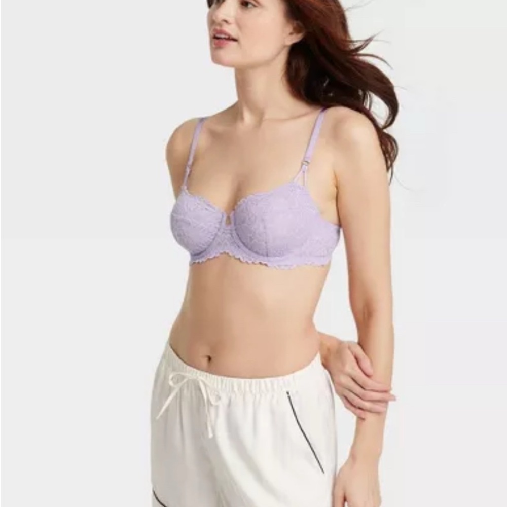 Lavender Lace Underwire Bra